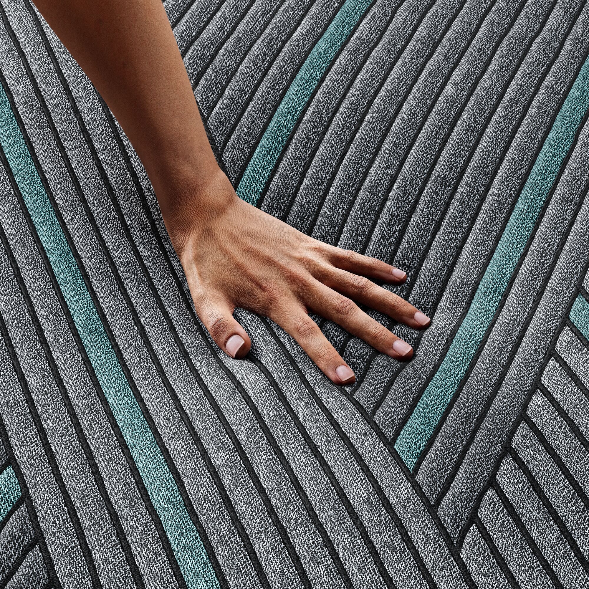 Beautyrest Core Hybrid Medium - Image 12
